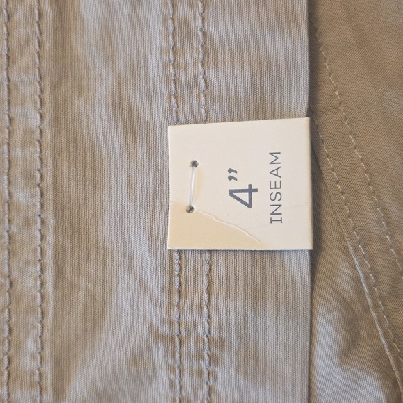 NWT St John's Bay Casual Tan Women Shorts, Size 4 - Picture 5 of 6
